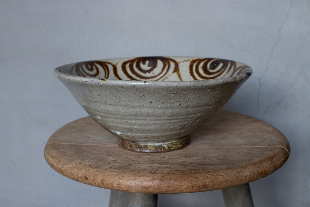 西川真衣 / 丼鉢 鉄絵 馬の目柄