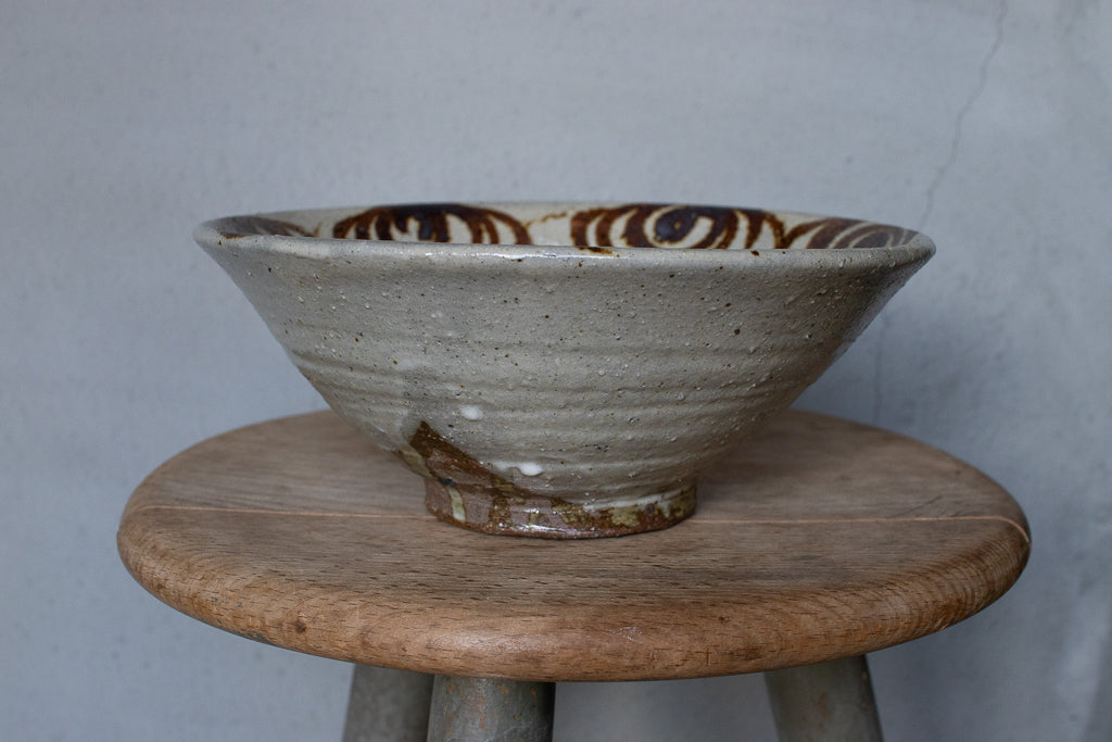 西川真衣 / 丼鉢 鉄絵 馬の目柄