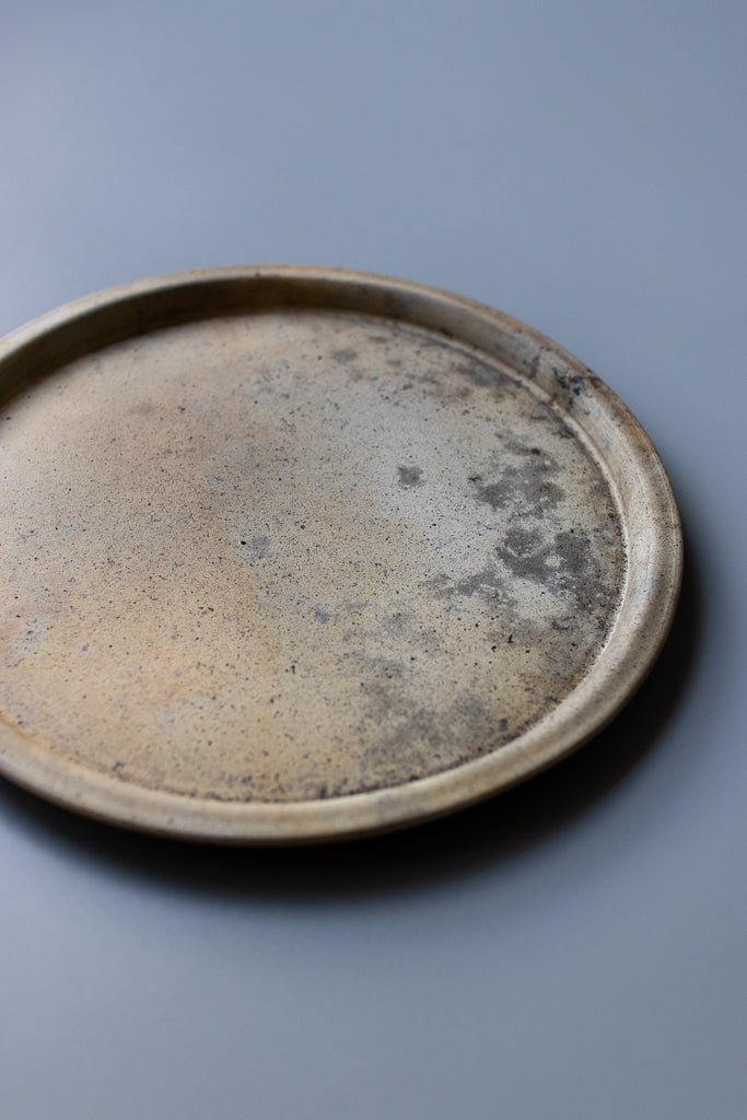 Seiichi Onishi (Tanseigama) / White Tanba Daimaru plate with edge