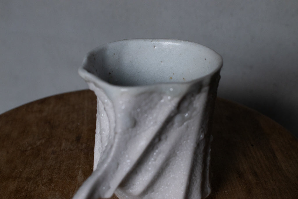 野中麟太郎 / pinch mug マグカップ 白