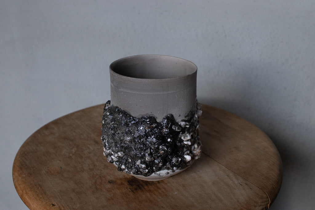 野中麟太郎 / stone cup large tanka 石のカップ 大 炭化