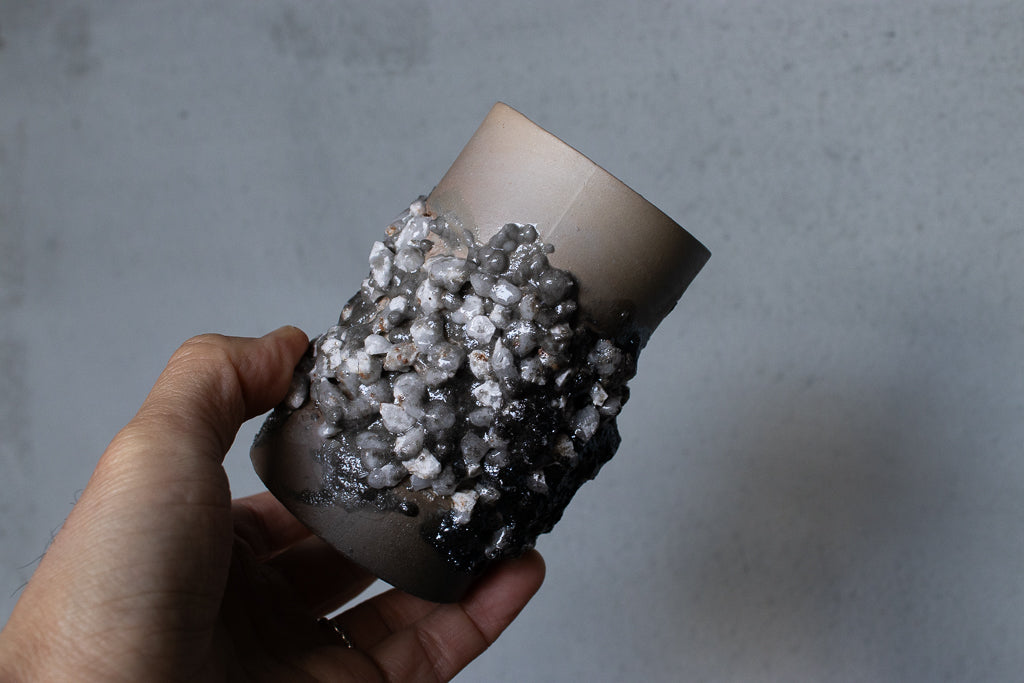 野中麟太郎 / stone cup small tanka 石のカップ 小 炭化