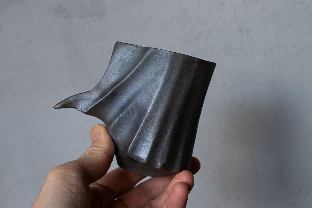 野中麟太郎 / pinch mug tanka  マグカップ 炭化