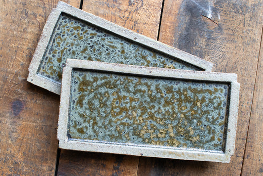 山下太 / 火山灰釉 板皿 角皿