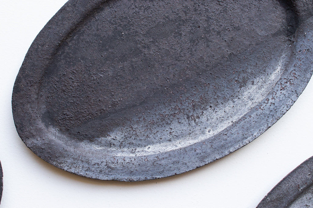 栁川晶子 / オーバルリム皿 M 黒