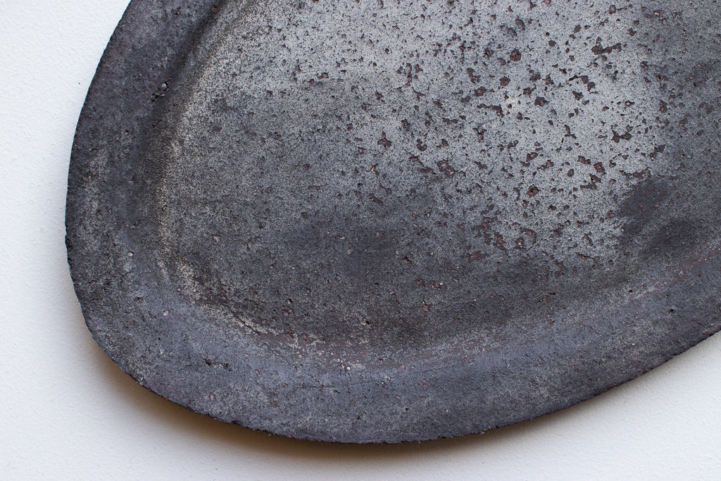 栁川晶子 / オーバルリム皿 M 黒