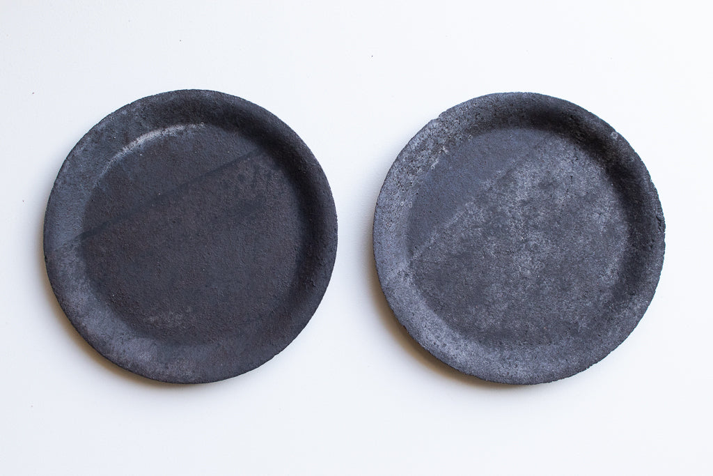 栁川晶子 / 7寸リム皿 黒