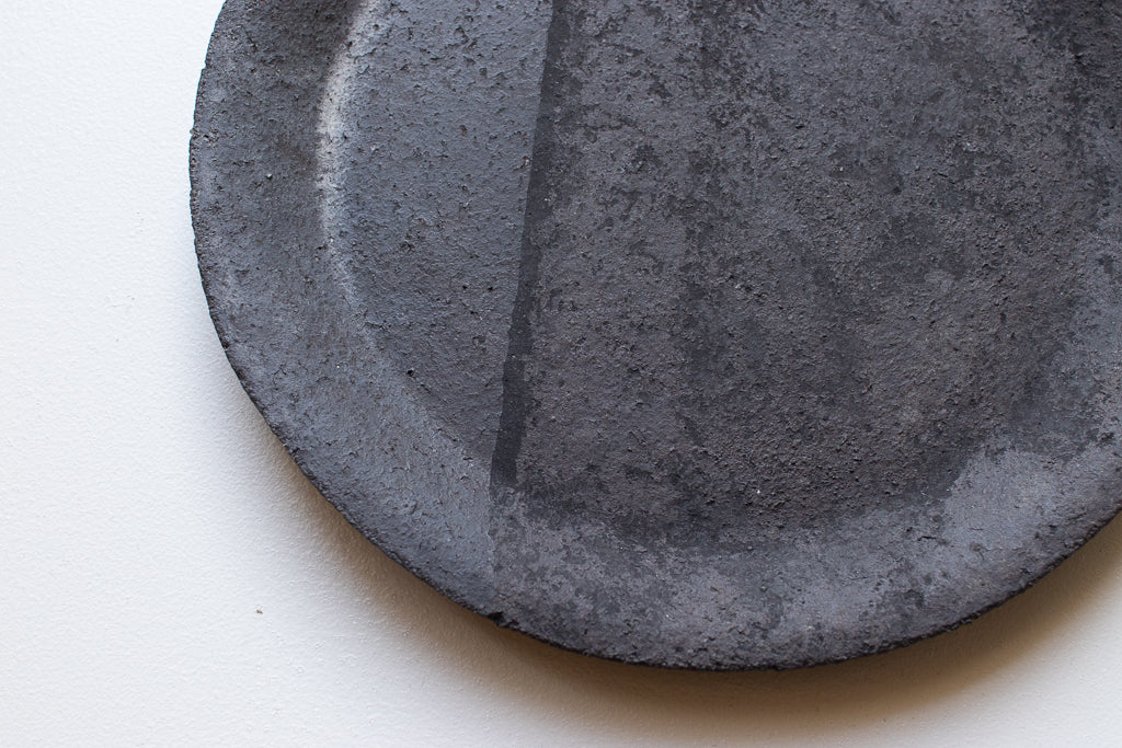 栁川晶子 / 7寸リム皿 黒