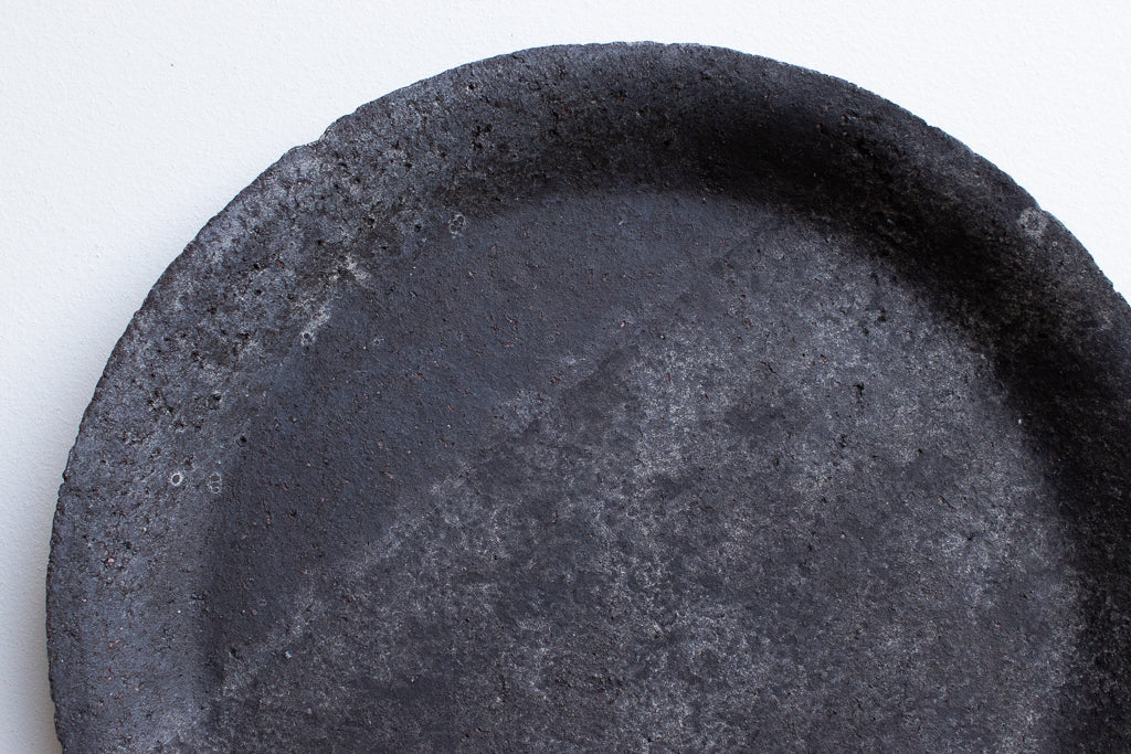 栁川晶子 / 7寸リム皿 黒