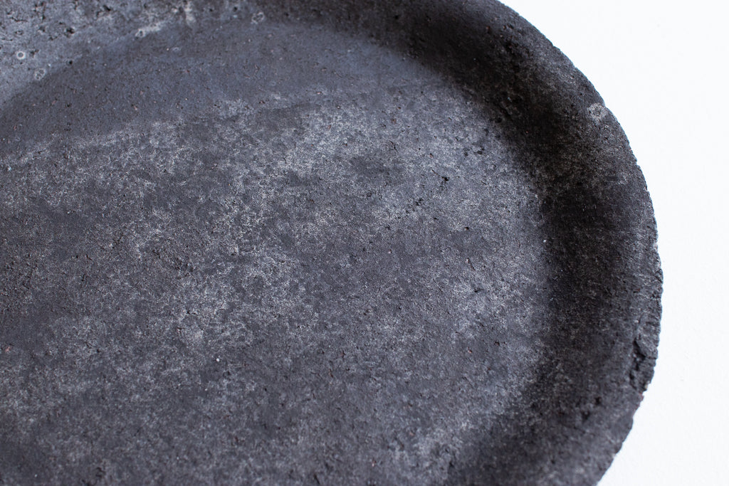 栁川晶子 / 7寸リム皿 黒