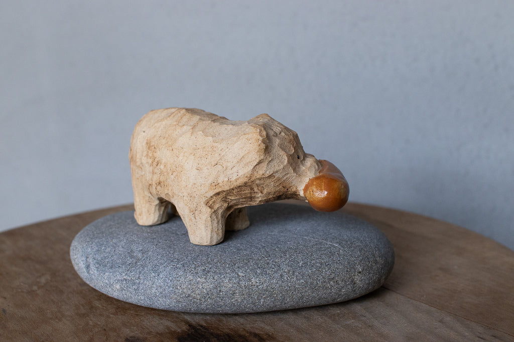 すずきたまみ / 木彫り熊 小 - チキン（陶器オブジェ）