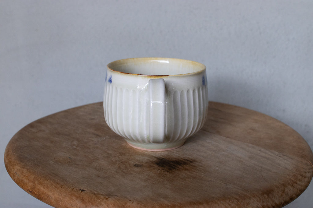 鈴木まどか / 彫花文鎬マグ 小 マグカップ