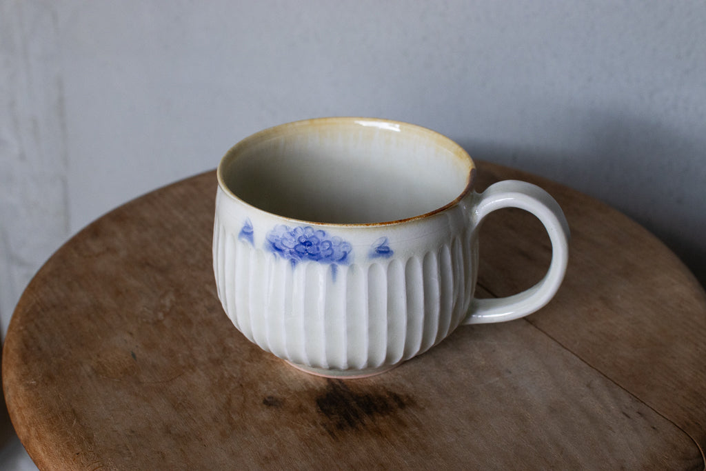 鈴木まどか / 彫花文鎬マグ 小 マグカップ