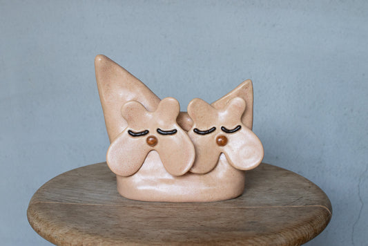 椎猫白魚 / 生きものたちのフラワーベース 大 蘭の妖精