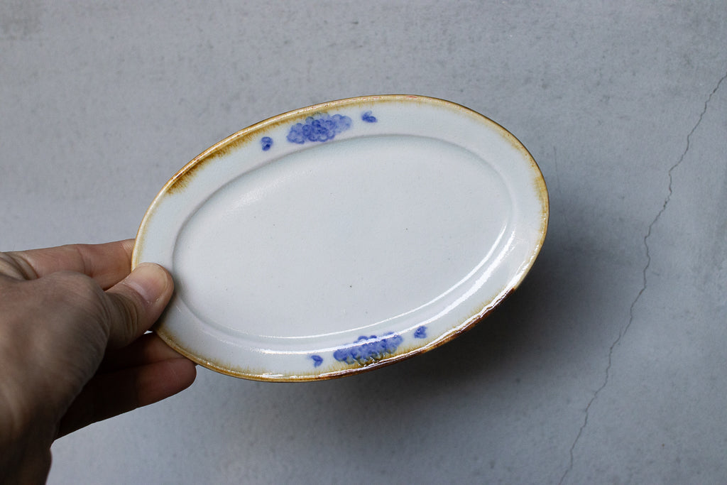 鈴木まどか / 彫花紋オーバル皿 中