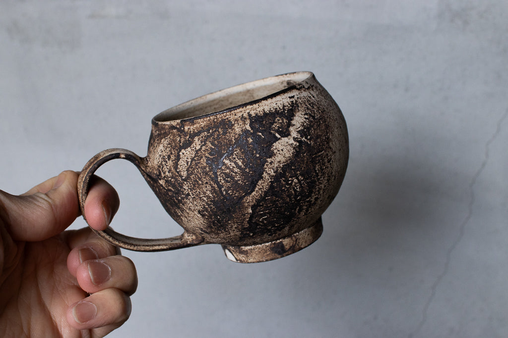 Kazuma Yamamoto / Shirodo Aya Mug