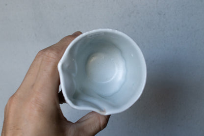 野中麟太郎 / pinch mug マグカップ 白