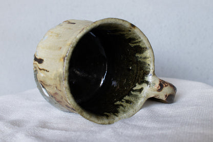 Motoyuki Tonoike / Ash glaze mug 36-5