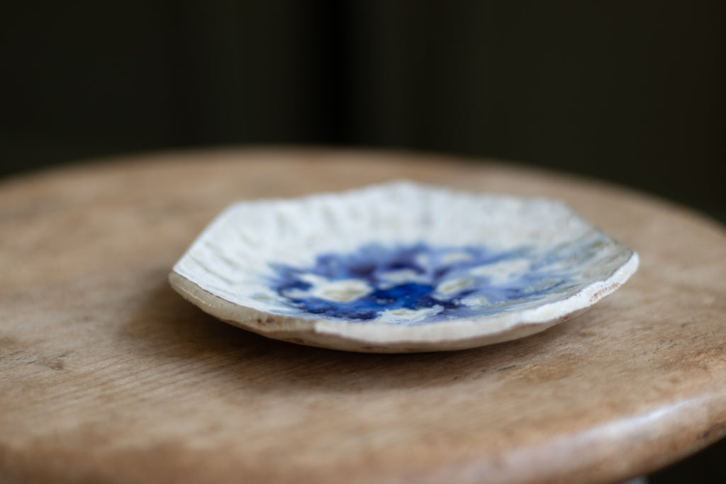 Keita Suzuki / 4 inch row plate (blue)