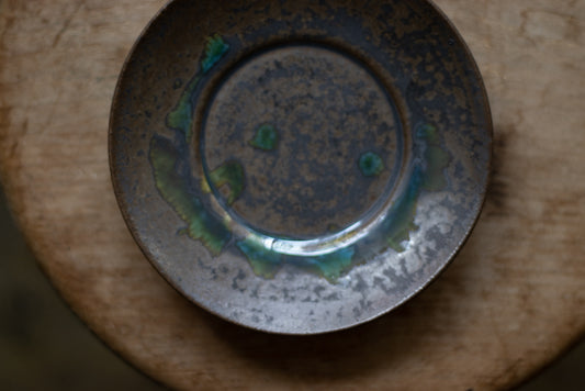 yoshida pottery / リム小皿（さびいろ すす）