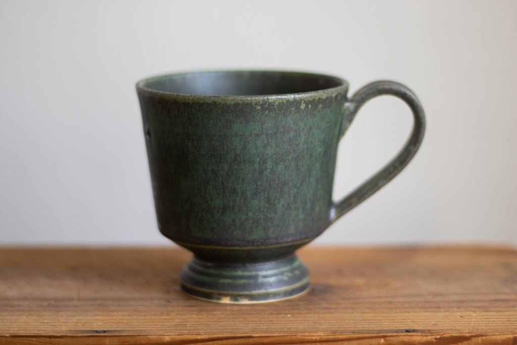 yoshida pottery / Takashi cup angle (Sabiiro warbler)