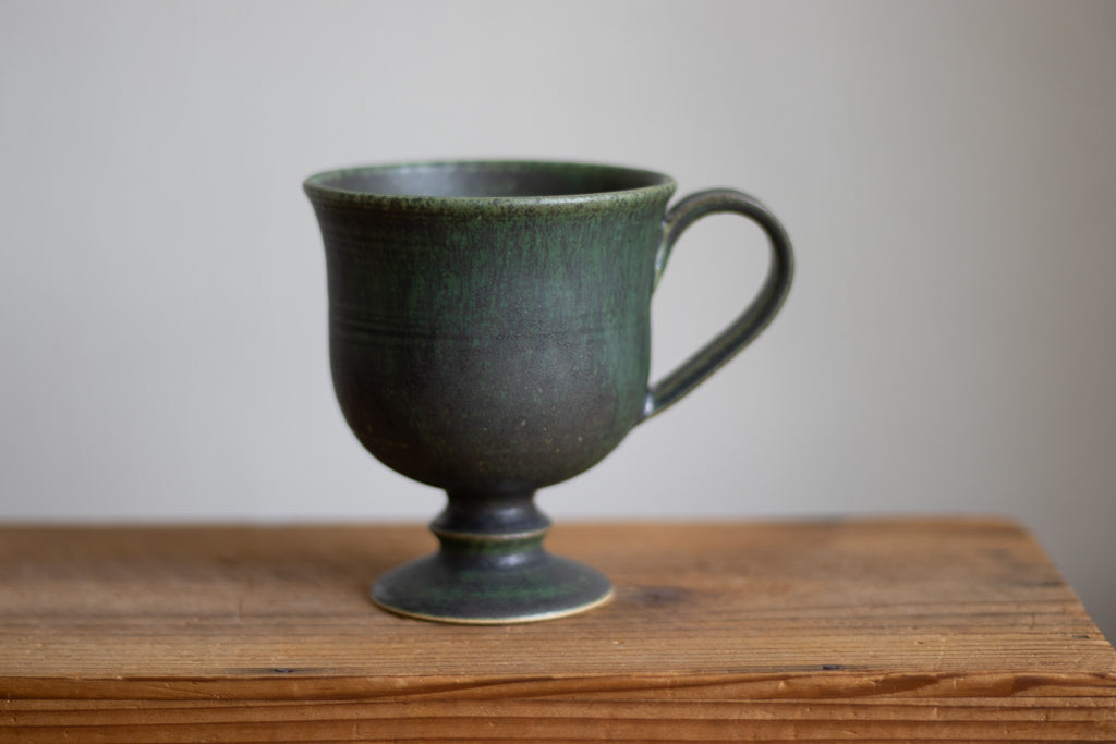 yoshida pottery / ball leg cup (sabi-iro warbler)