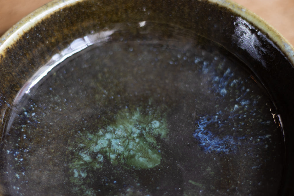 Toru Murasawa / Flat pot, bronze glaze