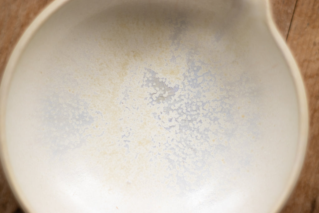 Shota Kondo / Katakuchi bowl (Ryusei glaze) *stronger white