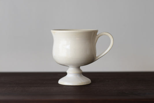 yoshida pottery / Jade leg cup (antique white)