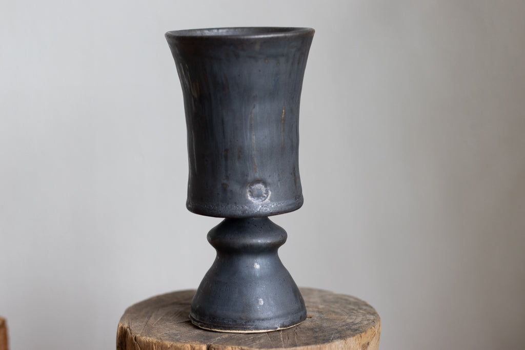 yoshida pottery / goblet (sabi-iro soot)