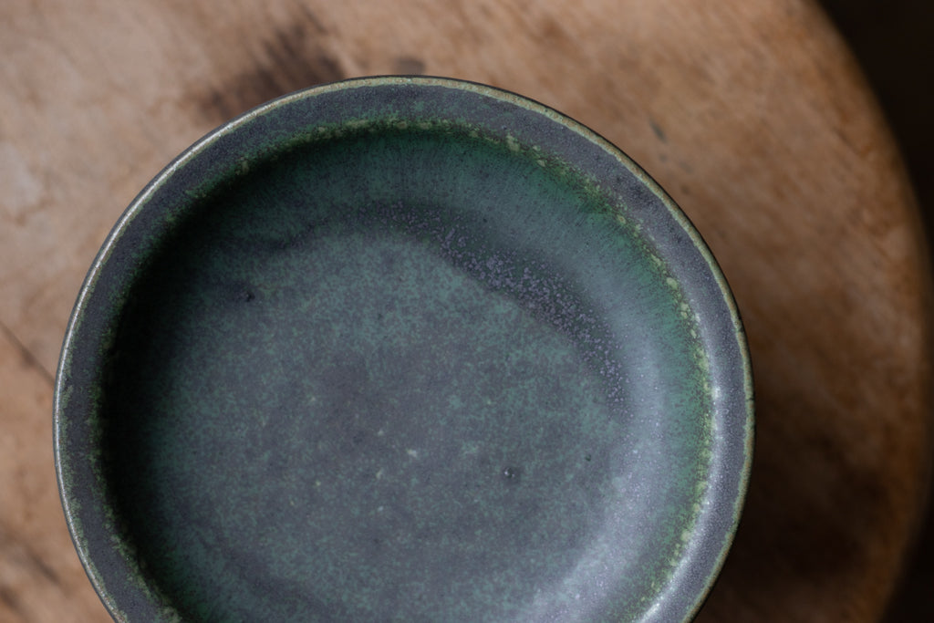 yoshida pottery / high cup plate rusty wax