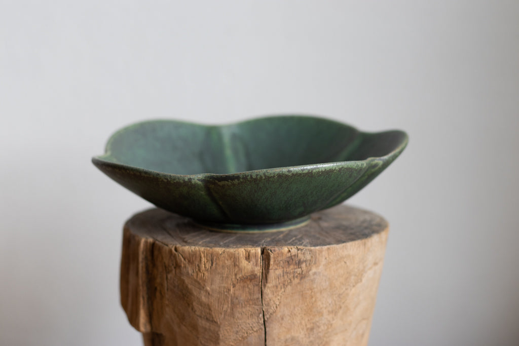 yoshida pottery / plum bowl rusty roguisu