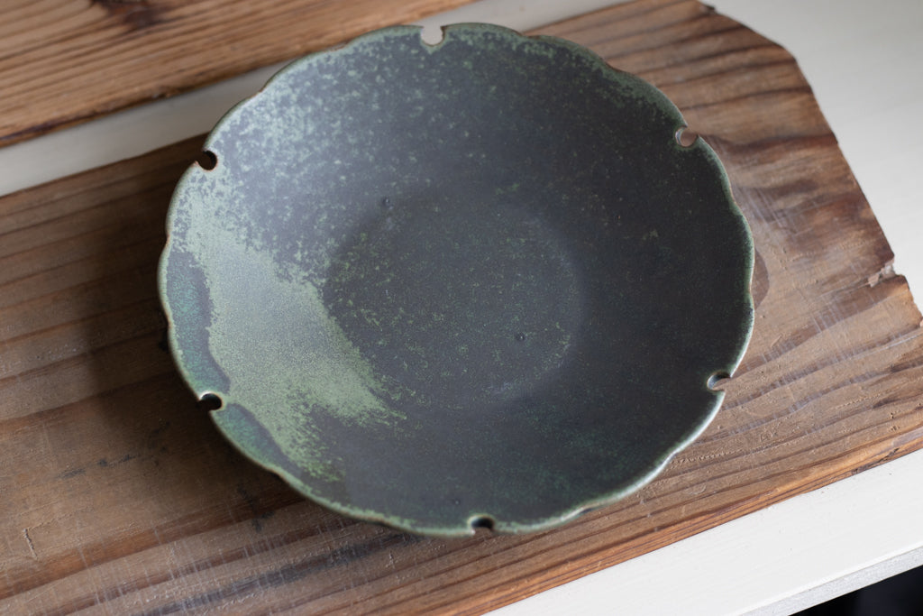 yoshida pottery / 雪輪皿 さびいろうぐいす