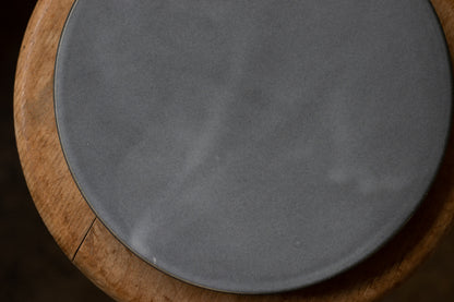 yoshida pottery / HORIZON PLATE Black on White