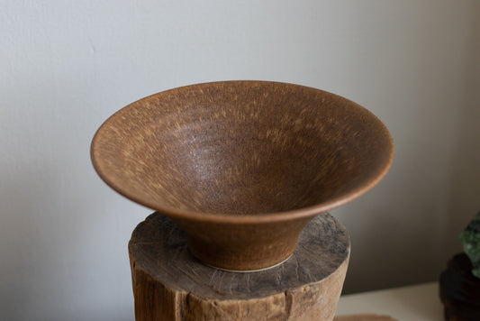 yoshida pottery / medium pot rusty amber