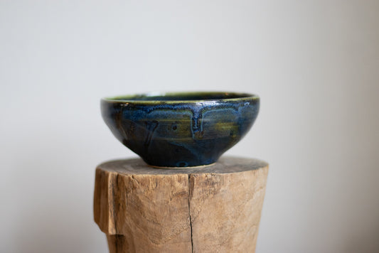 yoshida pottery / bowl (space)